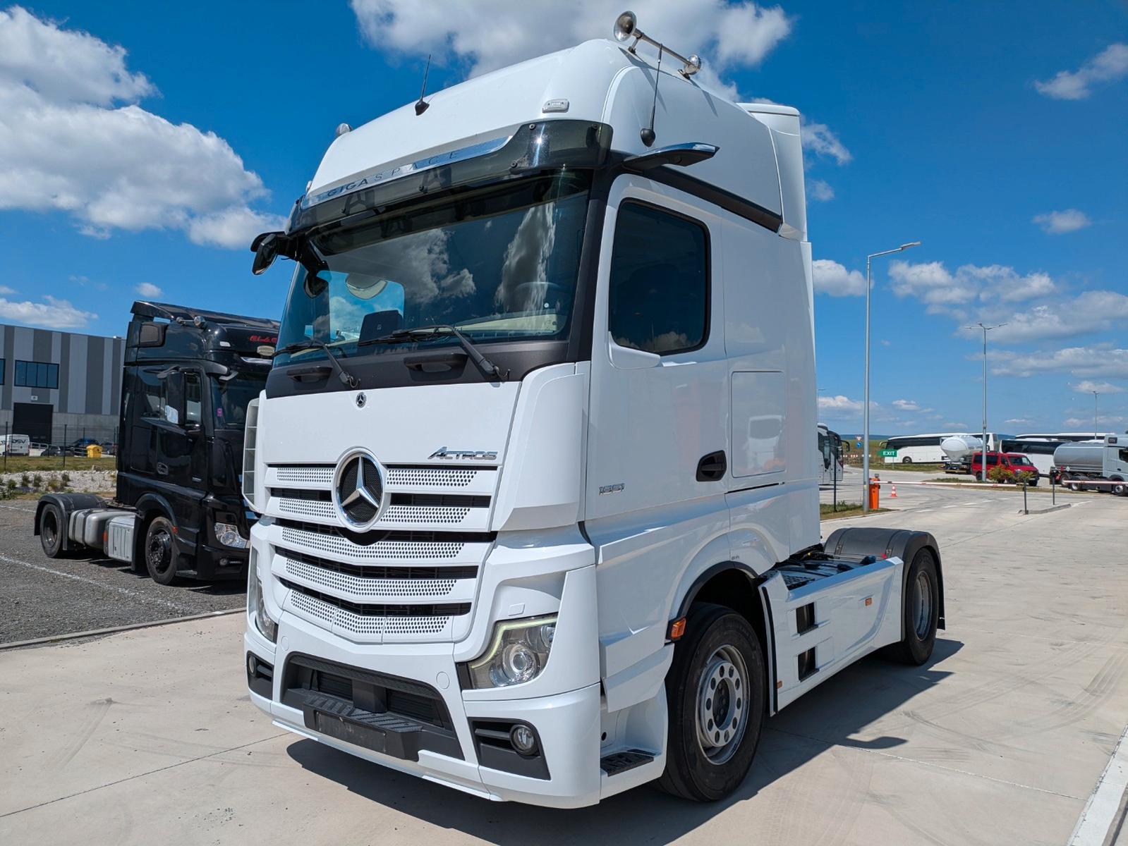 Mercedes-Benz Actros 1851 LS giga space