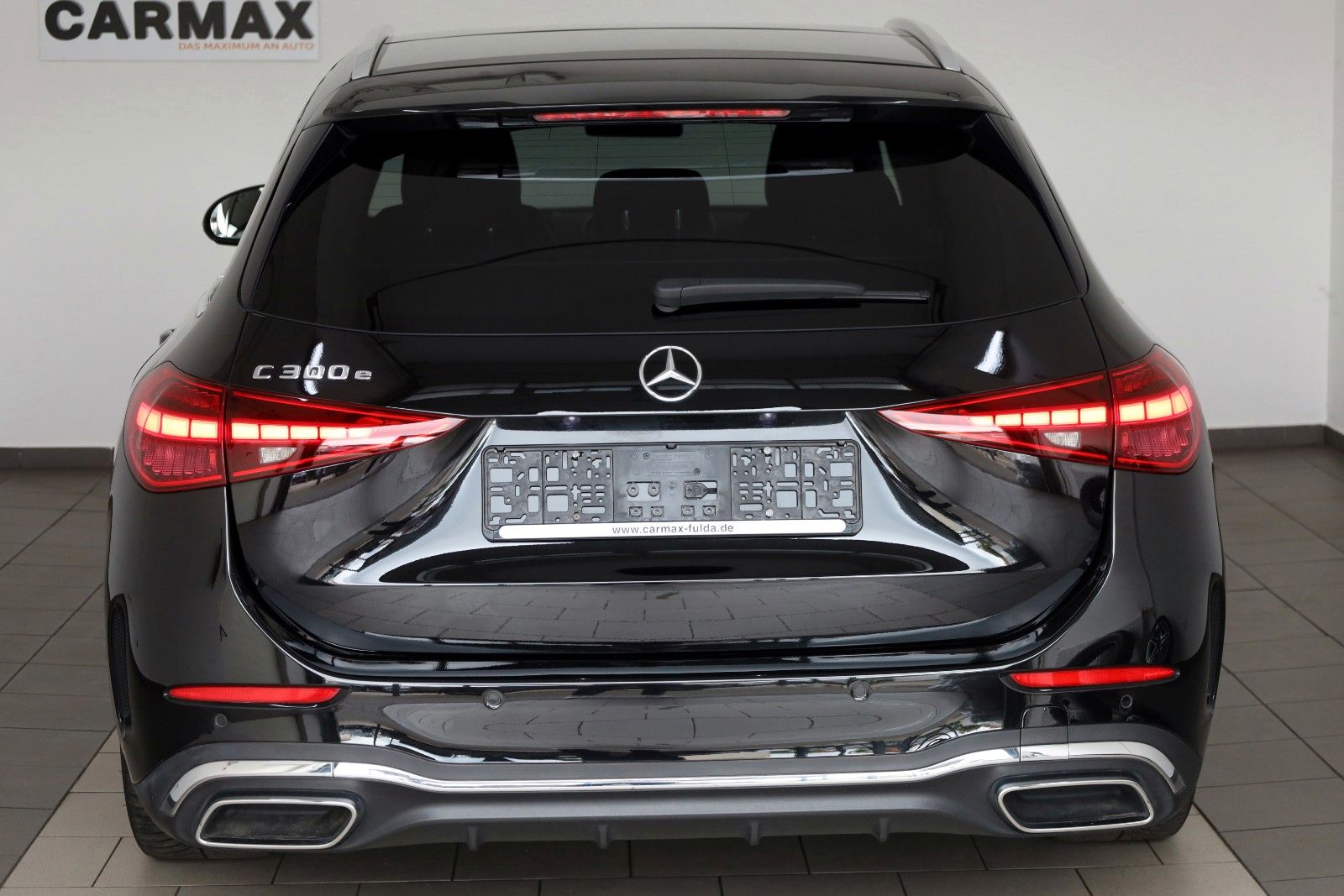 Fahrzeugabbildung Mercedes-Benz C 300e T AMG Line Leder,Navi,LED,HUD,SH,Park Pak