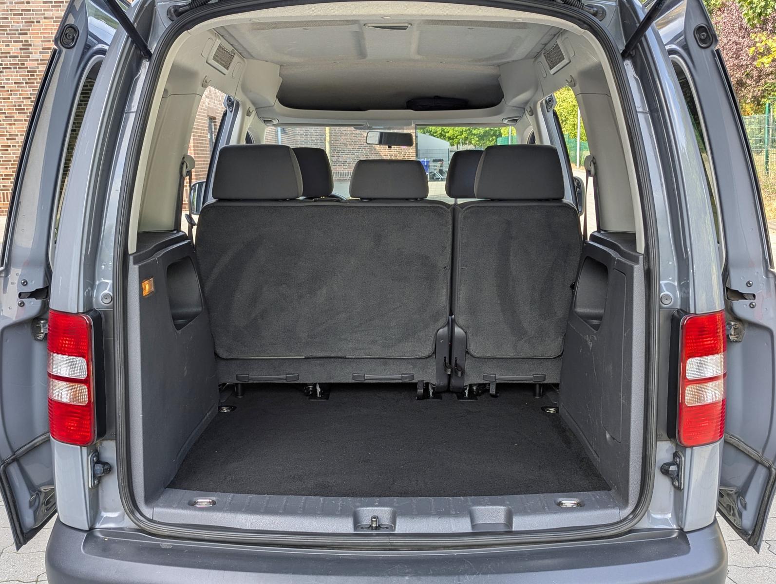 Volkswagen Caddy 2012 — photo 21
