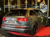 Audi SQ7 4.0 TDI quattro* 7-SITZER/LIFT/STNDHZNG/22Z - Diesel Gebrauchtwagen in Potsdam