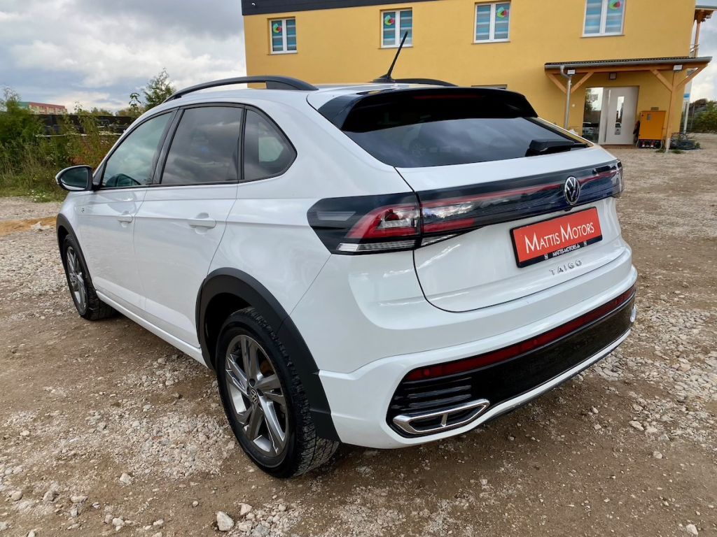 Fahrzeugabbildung Volkswagen Taigo 1.5 DSG R-Line AAC SHZ GJR KAMERA