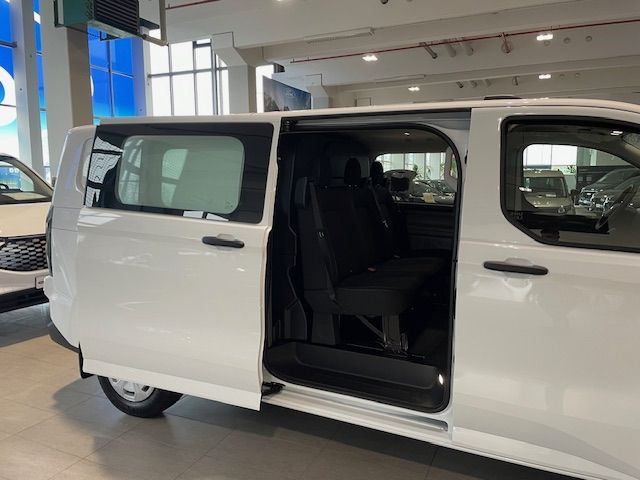 Fahrzeugabbildung Ford Transit Custom Kasten DOPPELKABINE 300 L2 Trend