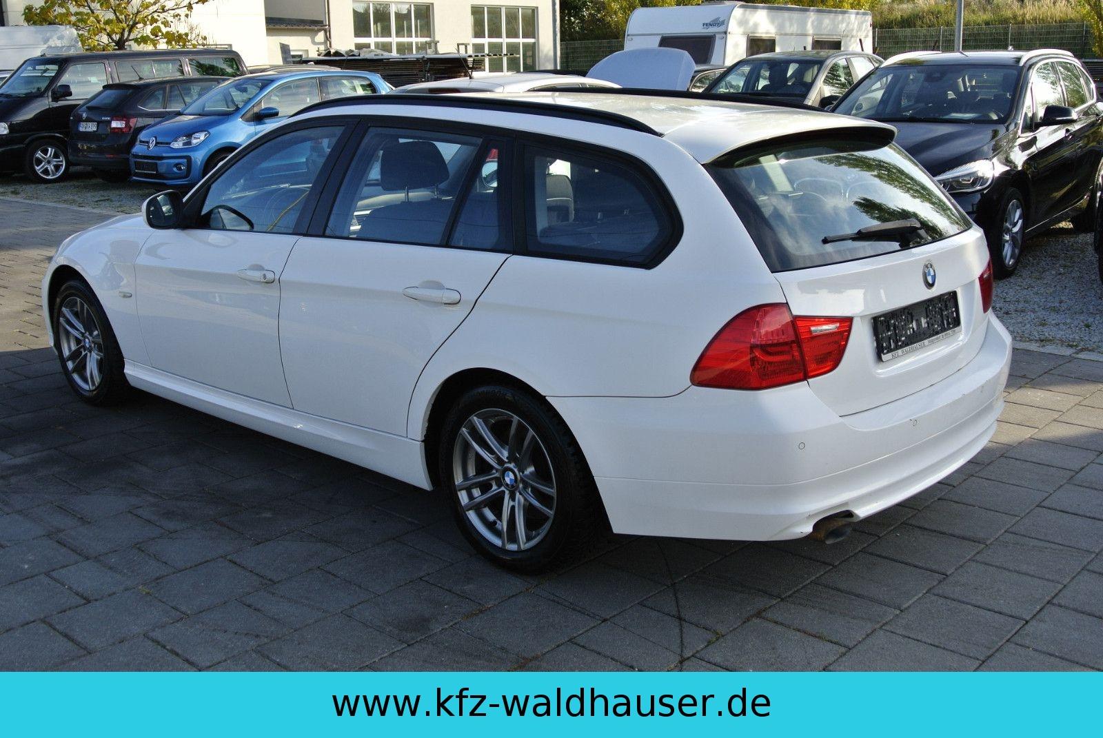 BMW 318 2010 — photo 6