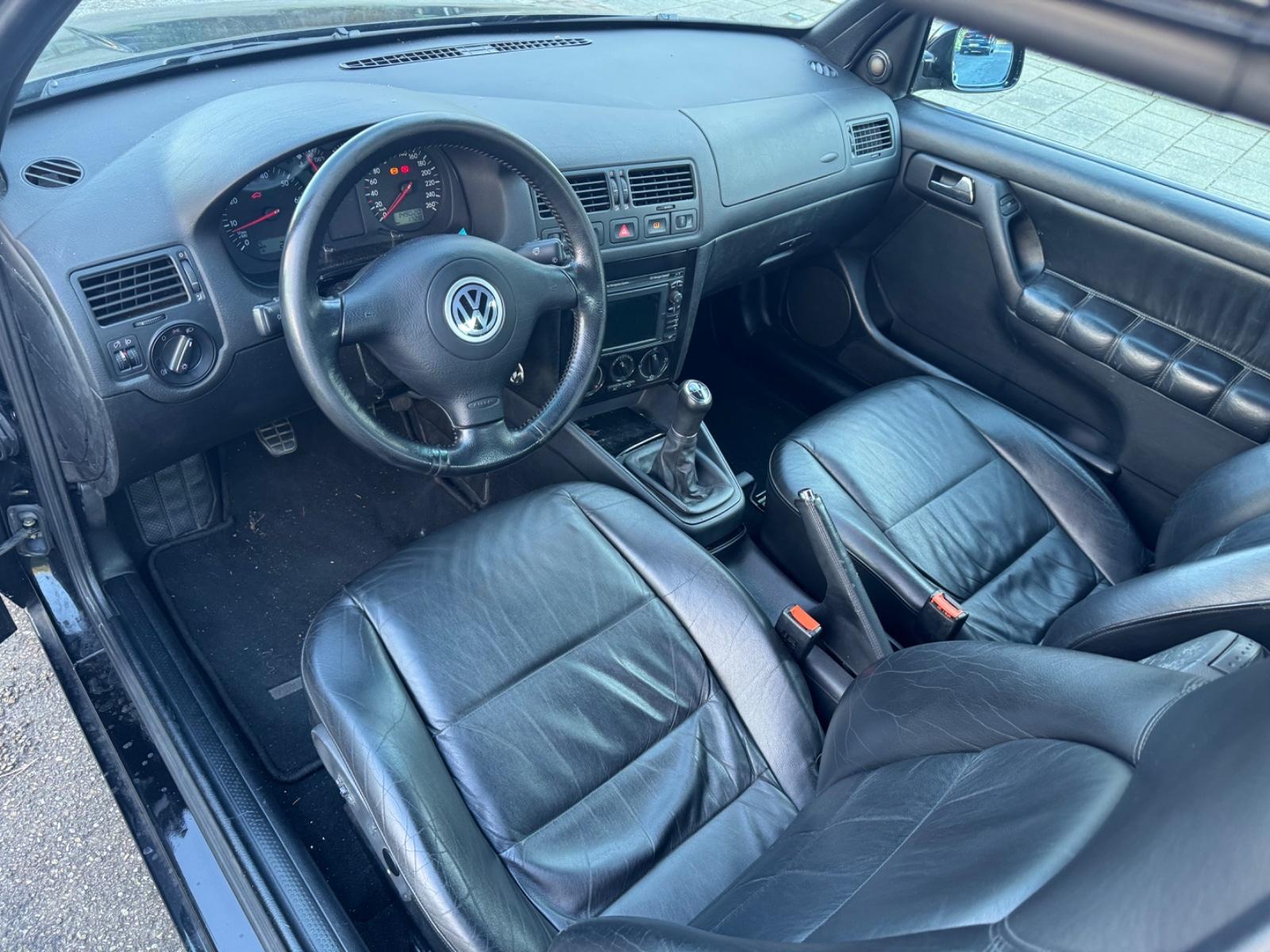 VOLKSWAGEN GOLF - VR5 CABRIOLET - 2.3 170 CV - BVM - VOLANT EN CUIR