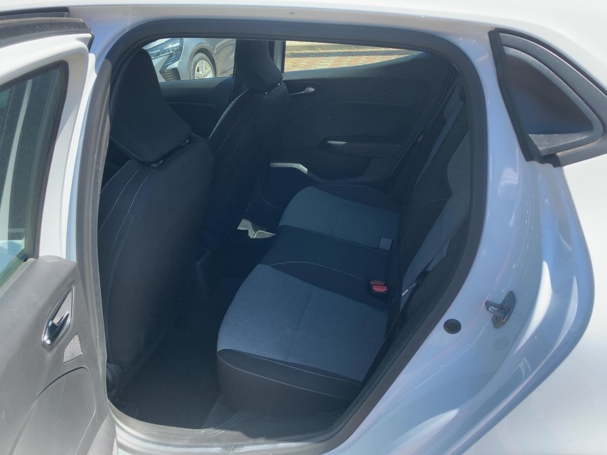 Renault Clio - Bild 8