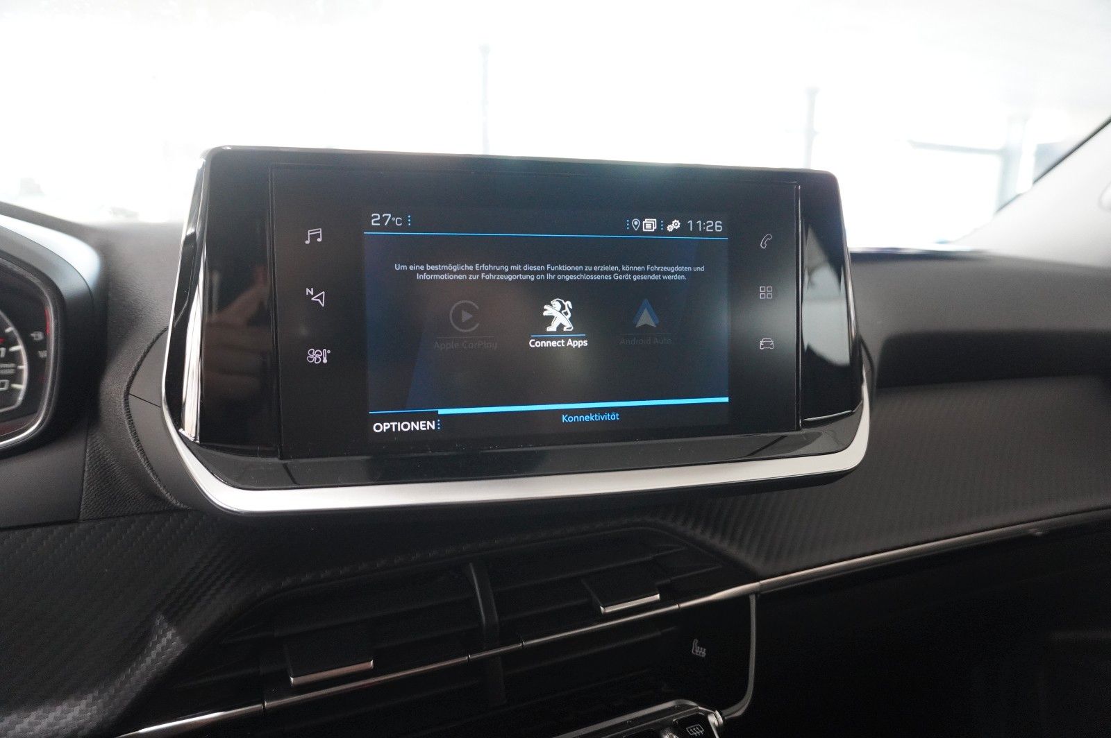 Fahrzeugabbildung Peugeot 2008 1.2T ALLURE AT NAVI/LED/KAMERA/SHZ/VIRT.