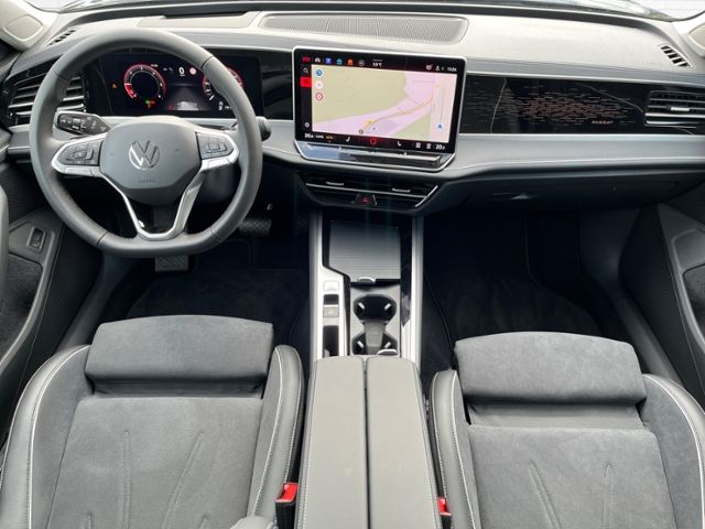 Fahrzeugabbildung Volkswagen Passat Elegance 2.0 TDI KLIMA LED NAVI ALU