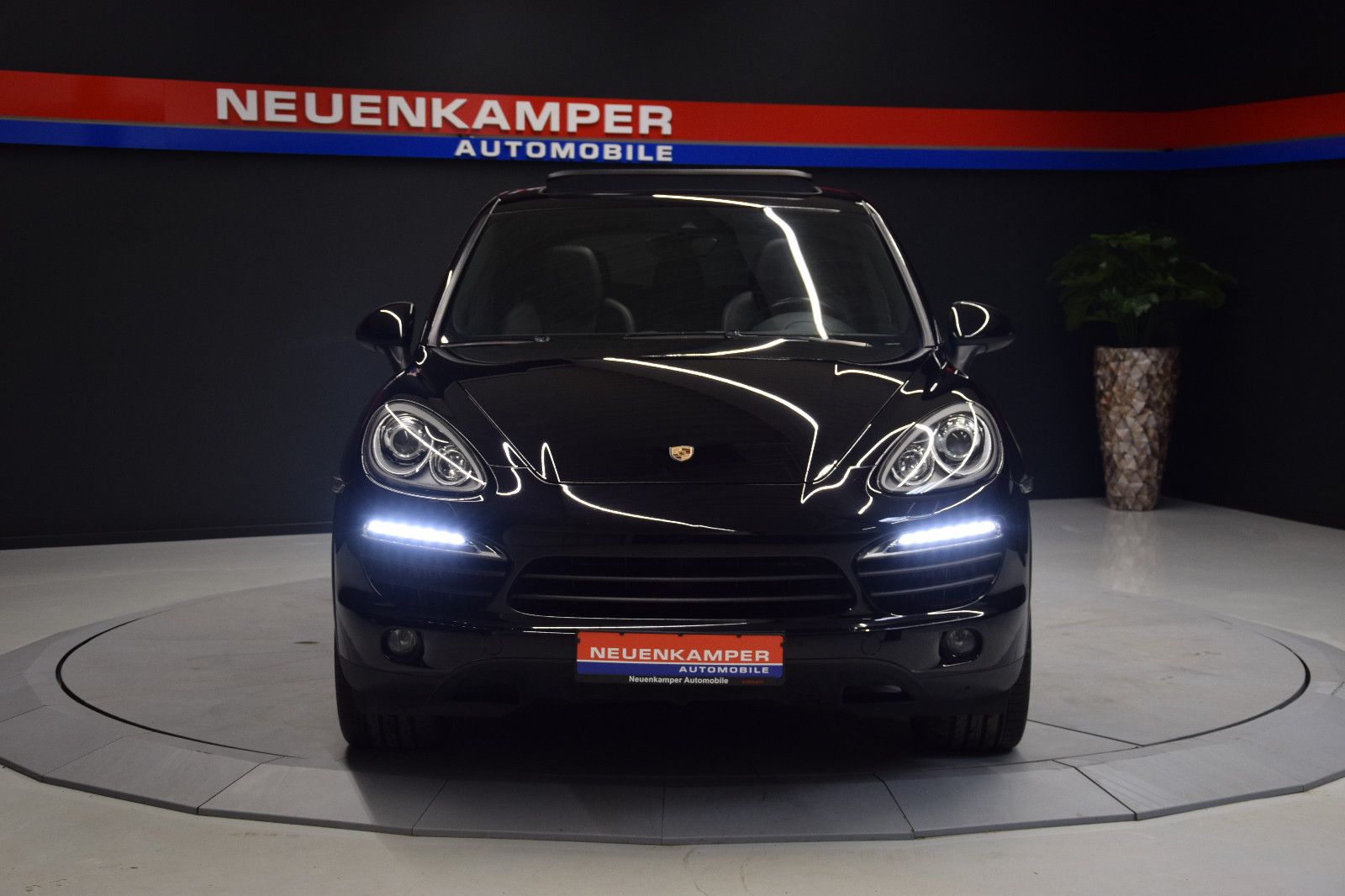 Fahrzeugabbildung Porsche Cayenne S V8 Diesel Leder Pano Bose Kamera 21"