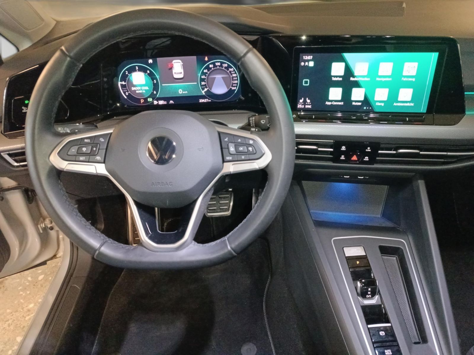 Volkswagen Golf - Bild 9