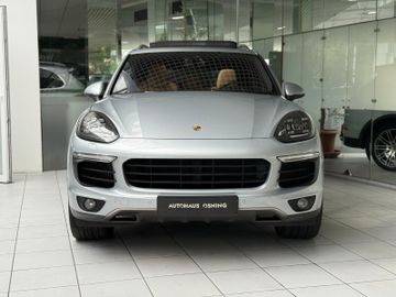 Porsche Cayenne - 3