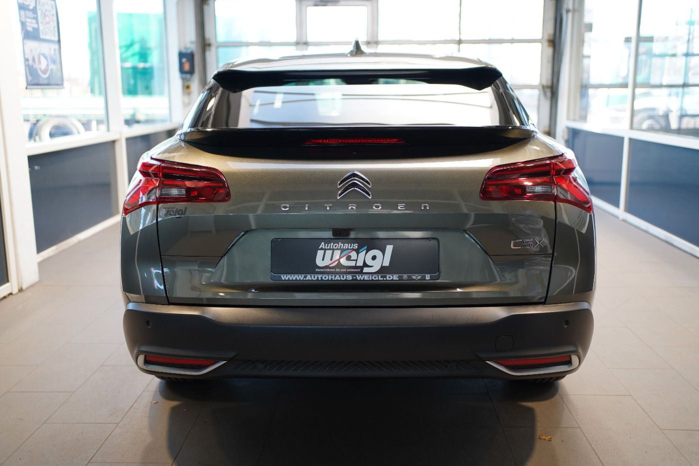 Fahrzeugabbildung Citroën C5 X PureTech 180 EAT8 Shine Pack Automatik Navi