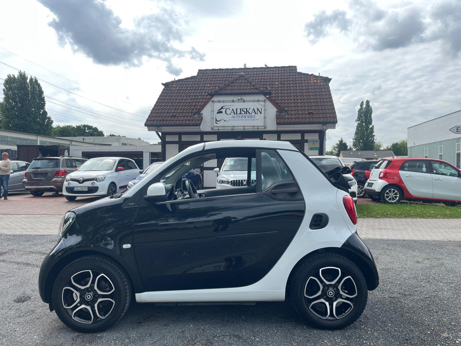 Smart ForTwo Cabrio Prime 52 kW *Leder*Service Neu