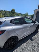 Renault Clio ENERGY TCe 220 EDC R.S. Trophy - Renault Clio: Navigationssystem