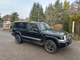 Jeep Commander Overland 3.0 CRD Autom. - Jeep Commander: Leder, mit Anhängerkupplung