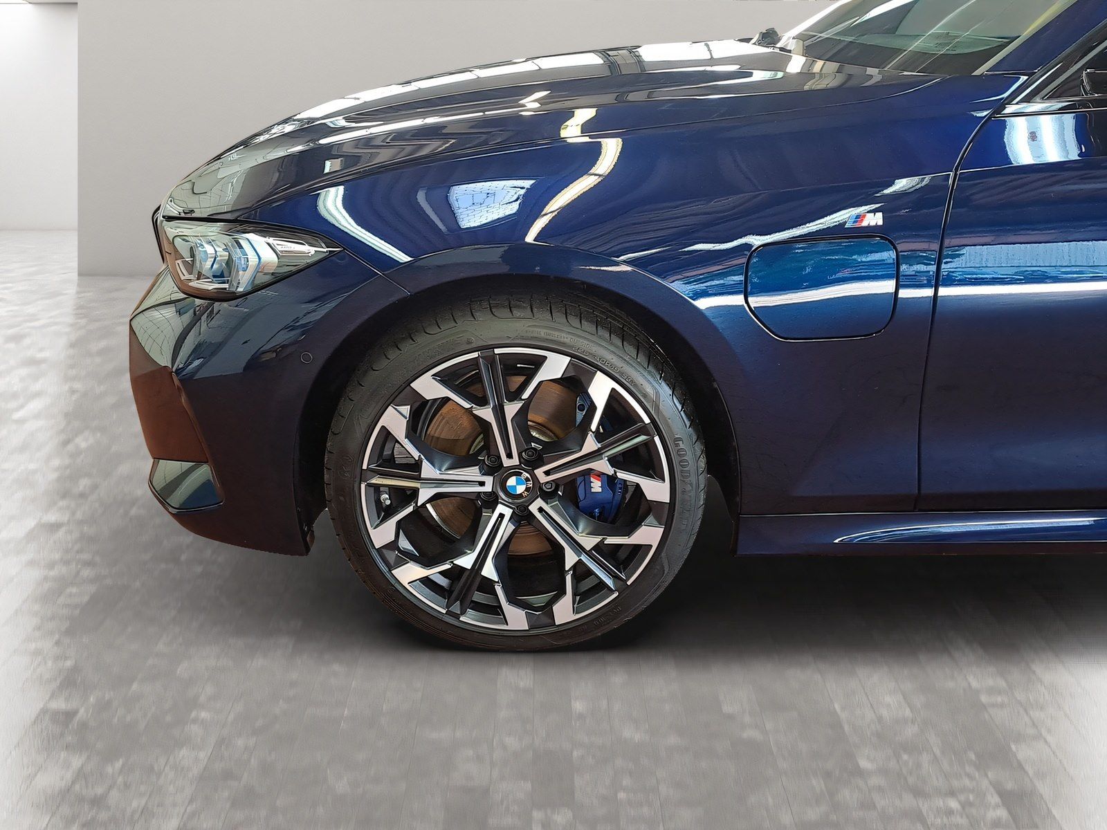 BMW 330 - Bild 13