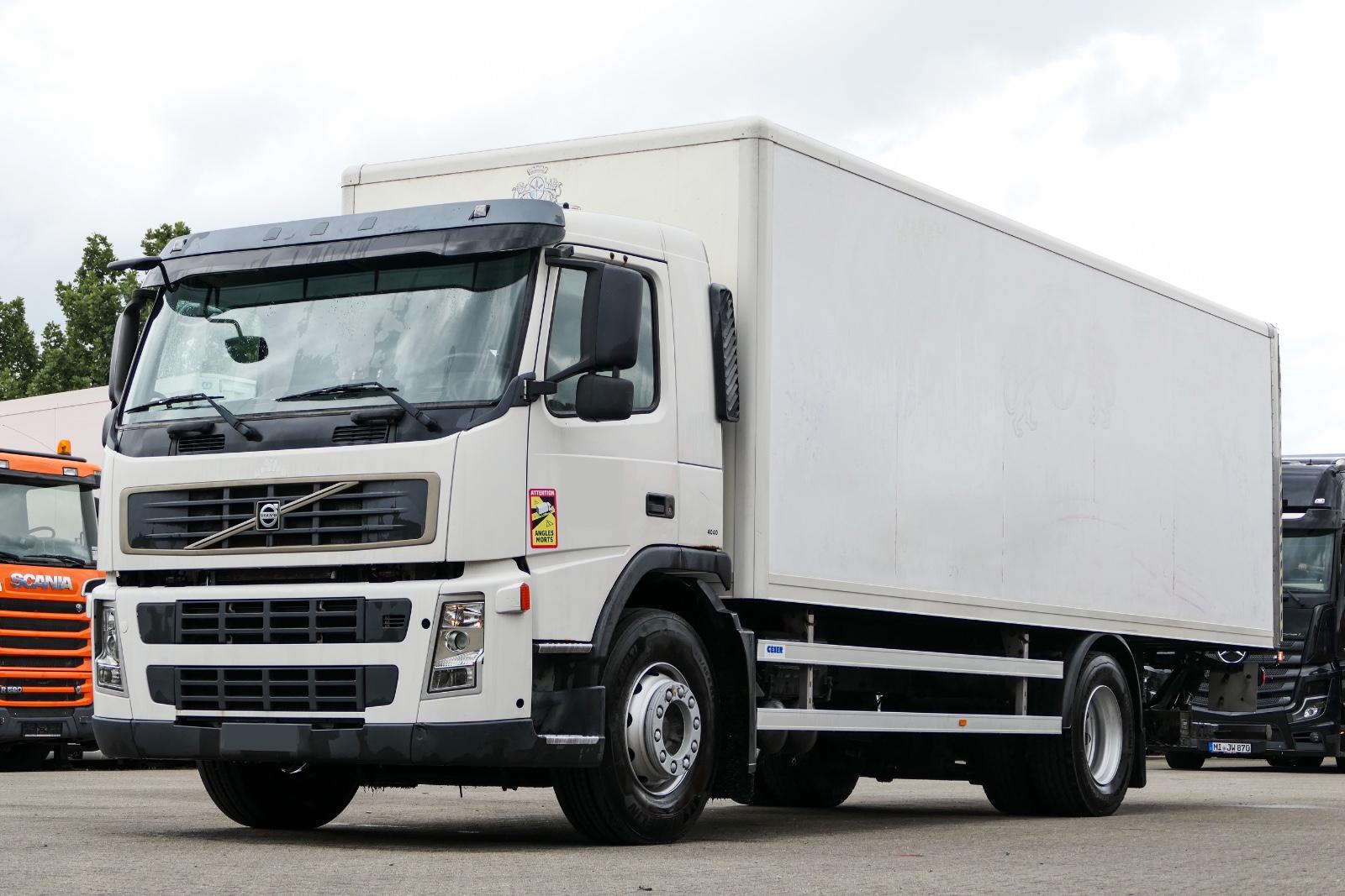 Volvo FM9-260 Koffer Blatt/Luft alte Tacho LBW