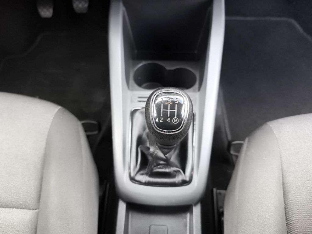 Fahrzeugabbildung SKODA Fabia Combi 1.0 MPI Cool Plus DABSoundpaket Klim