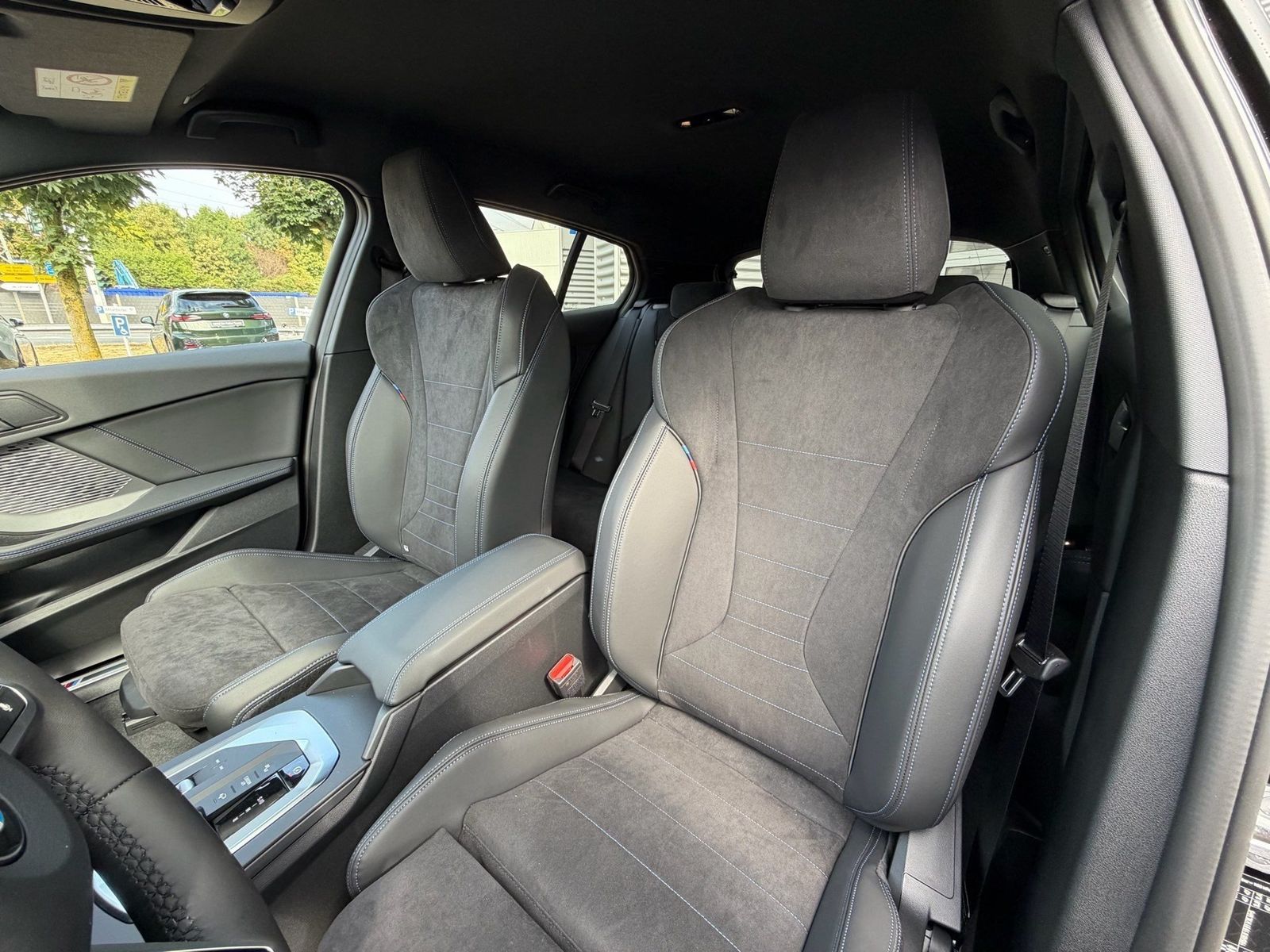 BMW 118 - Bild 11