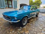 Ford 1967er Mustang voll restauriert - Ford Mustang aus 1967 mit Benzin-Antrieb: Cabrio