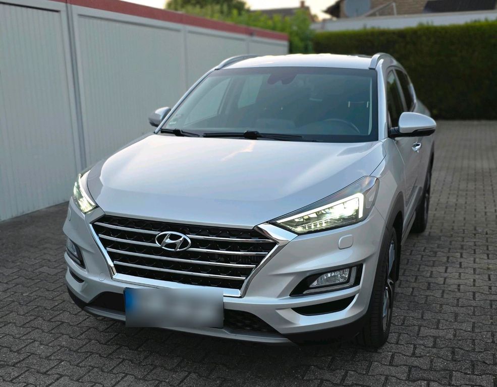 Image of Hyundai TUCSON