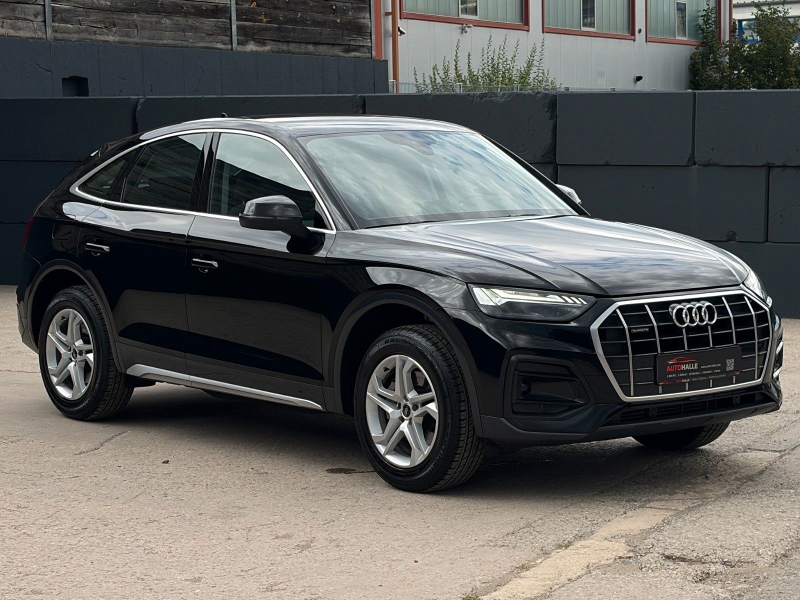 Fahrzeugabbildung Audi Q5 Sportback 40 TFSI quattro advan. AHK Matrix