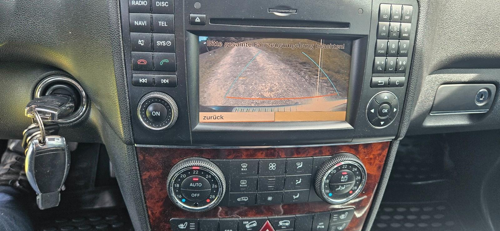 Mercedes-Benz ML 320