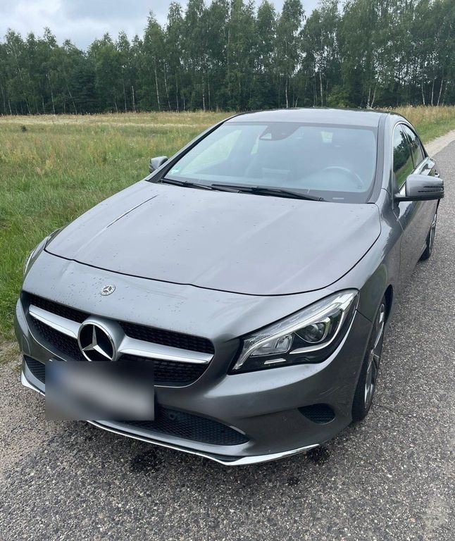 Image of Mercedes-Benz CLA 180