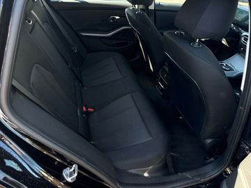 BMW 318i Touring