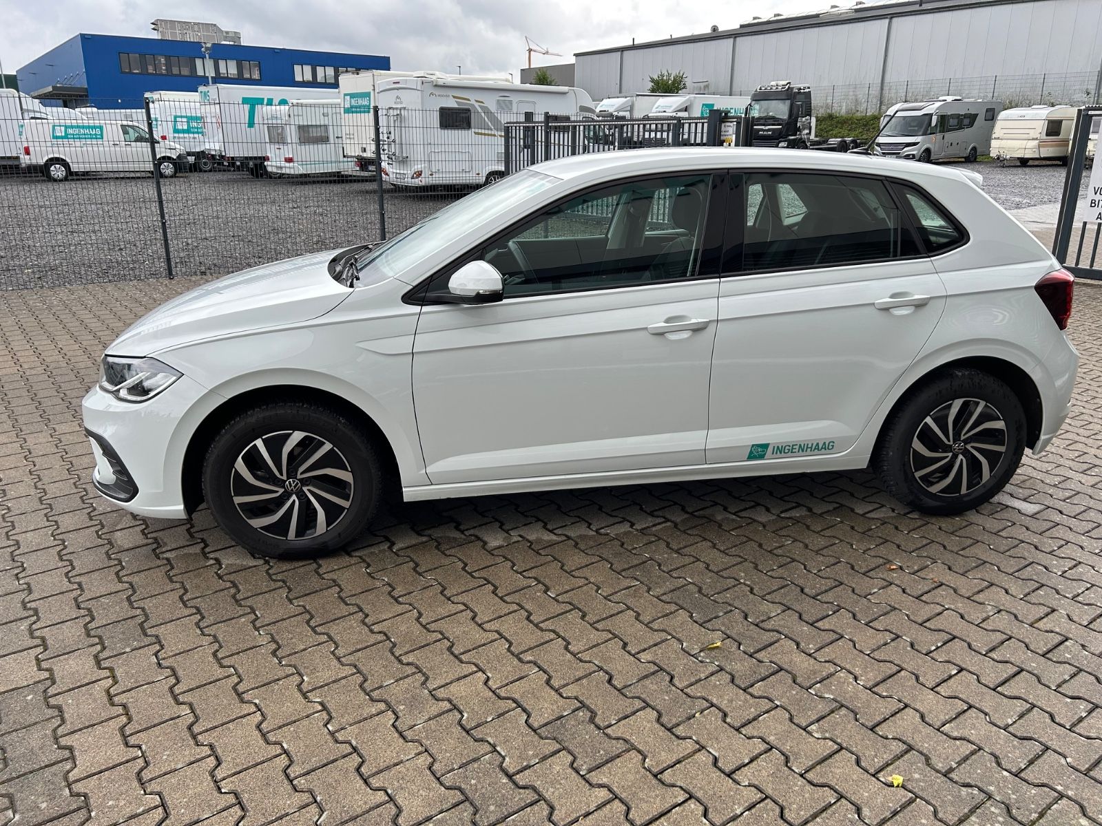 Fahrzeugabbildung Volkswagen Polo VI Life 1.0 TSI Klima SHZ Garantie !