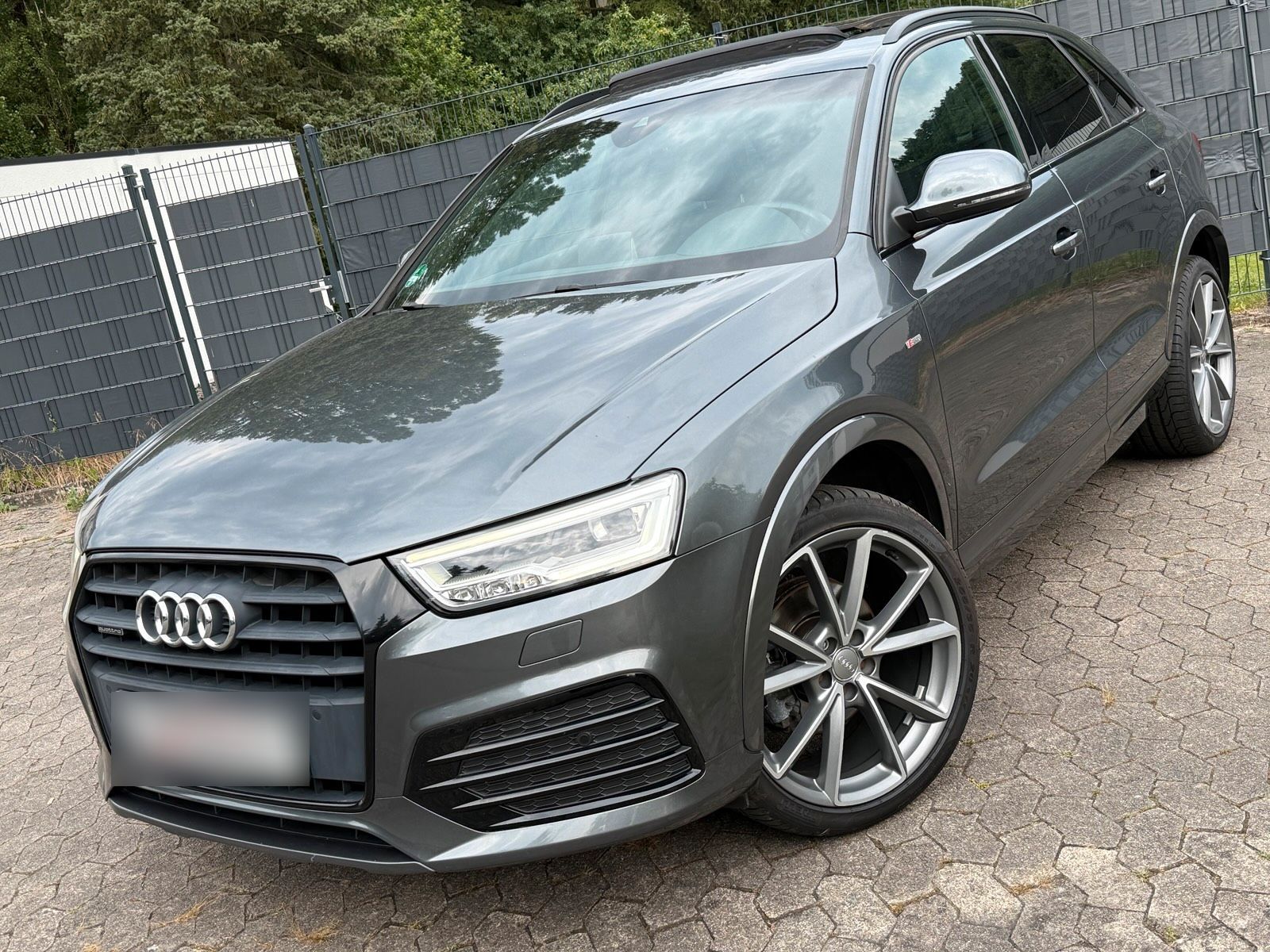 AUDI AUDI Q3 S-Line 2,0 TFSI