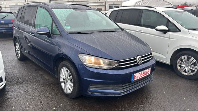 Volkswagen Touran 2.0 TDI SCR Comfortline/625/7 Sitze