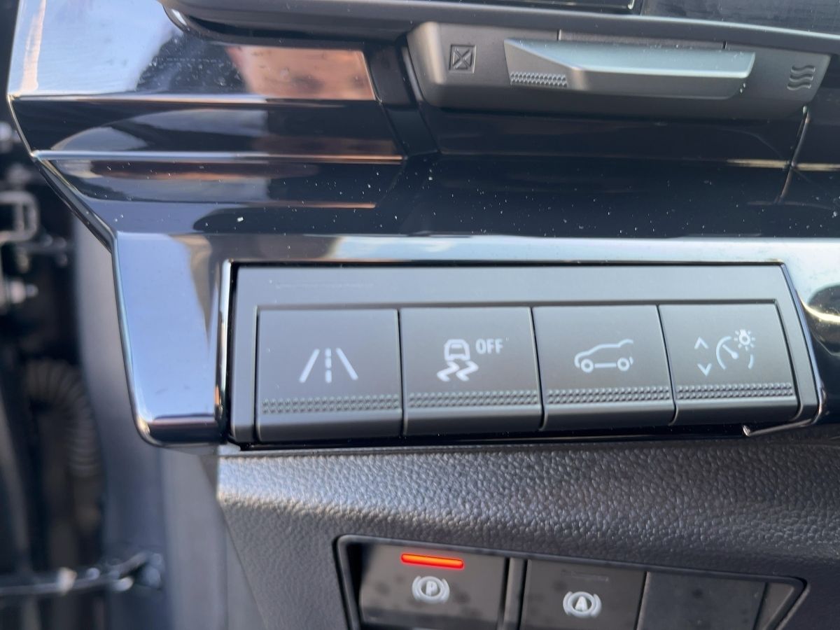 Fahrzeugabbildung Renault Austral Techno 160 Aut. el. Heckkl. WSSbeh. SHZ