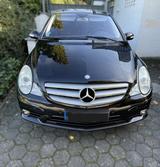Mercedes-Benz R 320 CDI 4MATIC 7 Sitze kurz AHK Pano Air AMG - schwarze Mercedes-Benz R 320