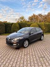 Renault Megane Paris ENGERGY TCe 130 Start & Stop Paris - Renault Megane: ST
