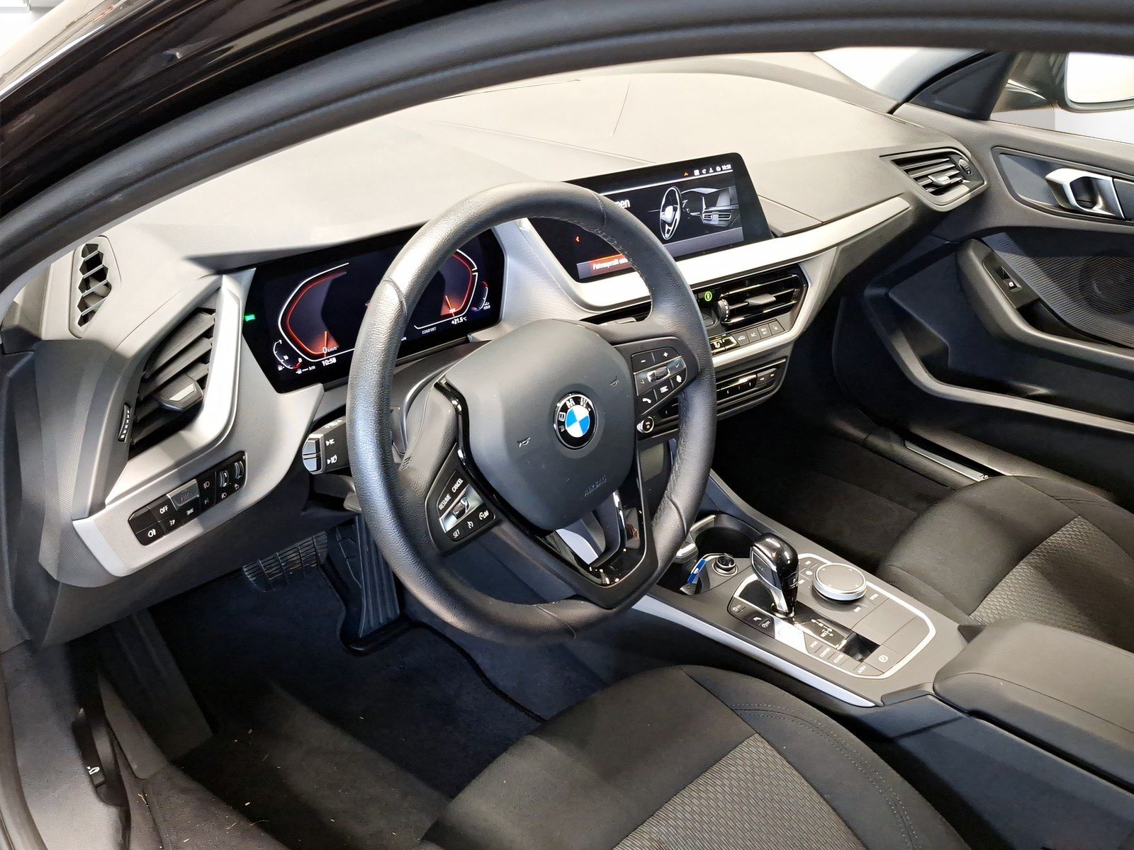 BMW 118i LiveCockpitProf PDC LED Sitzheizung foto 4