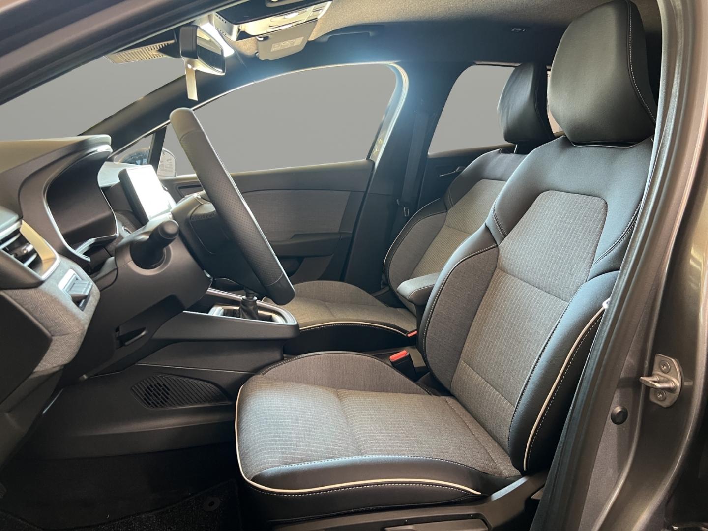 Renault Clio Techno 1.0 TCe 90 6E Navi Digitales Cockpit