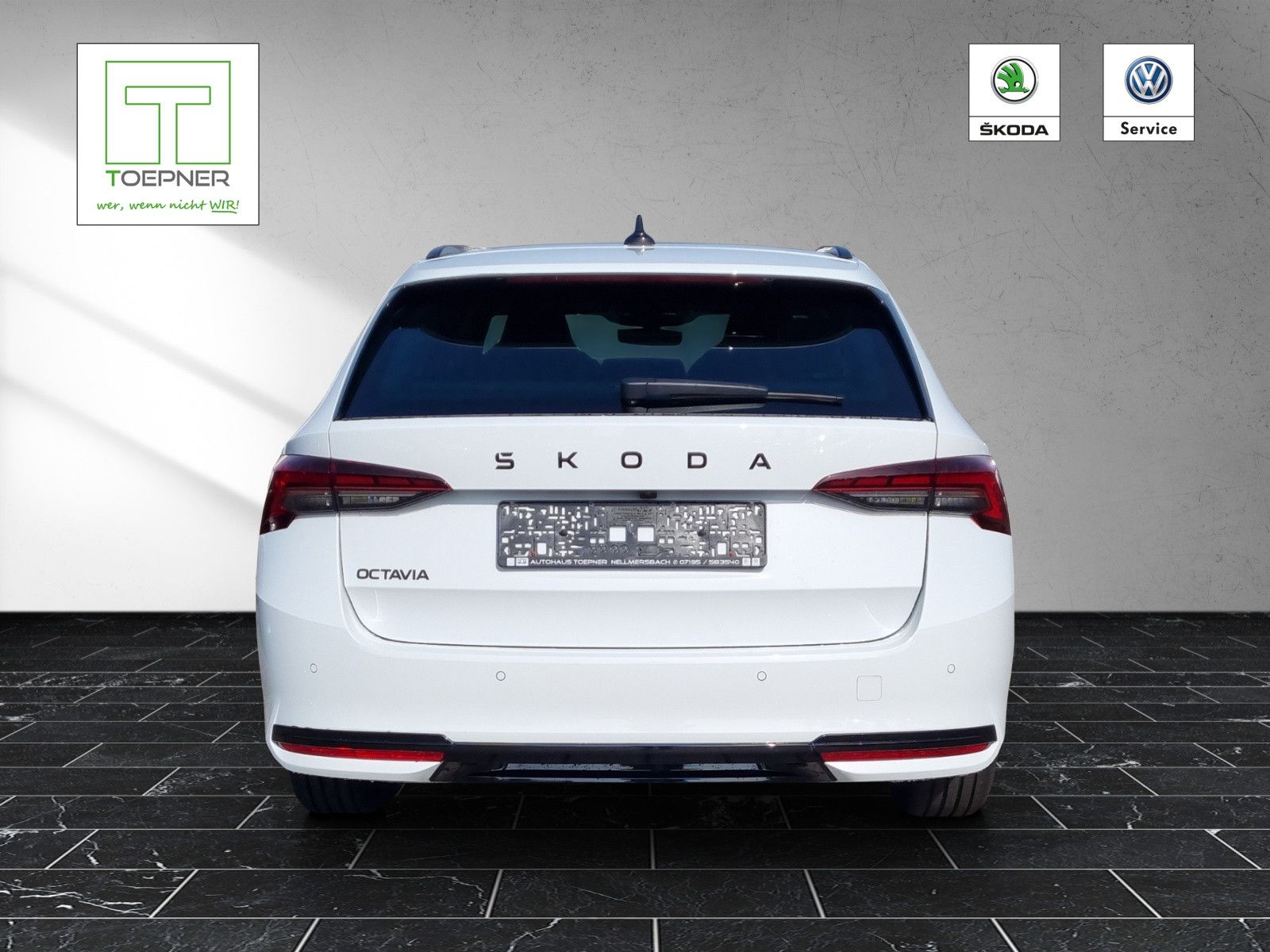 Fahrzeugabbildung SKODA Octavia Combi Sportline AHK PANO STANDHEIZUNG