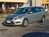 Ford Focus 1.6 TDCi (110CV) SW Tit. DPF - Ford Focus aus 2010 mit Diesel-Antrieb