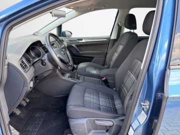 Volkswagen Golf Sportsvan - 10