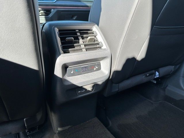 Fahrzeugabbildung Volkswagen Tayron 2.0TDI DSG 4Motion R-Line AHK+PANO+STDHZG
