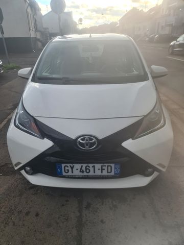 Toyota Aygo AYGO x-play touch