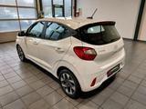 Hyundai i10 1.2 Trend   PDC|Navi|Kamera|Sitzhzg|CarPlay - Hyundai i10 Gebrauchtwagen in Karlsruhe