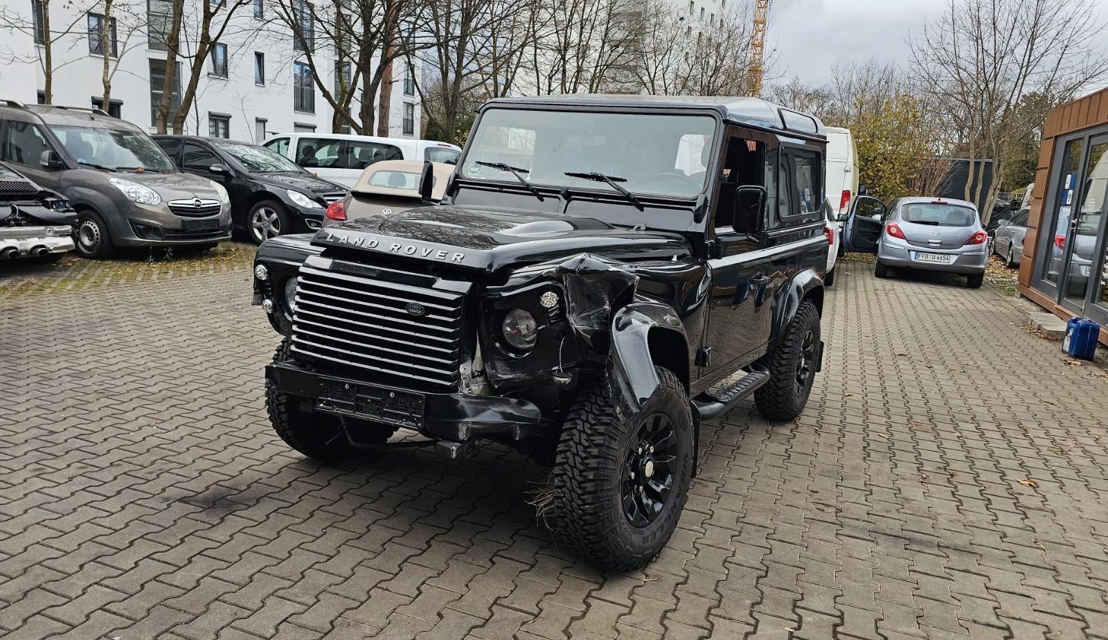 Land Rover Defender TD90 -voll Fahrber-Kamera-Sondermodel