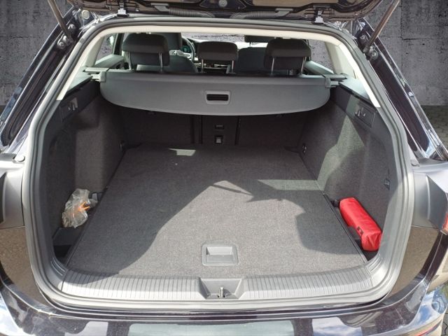 Golf Variant 1.0 eTSI Life DSG/AHK/ACC/LED/NAVI/