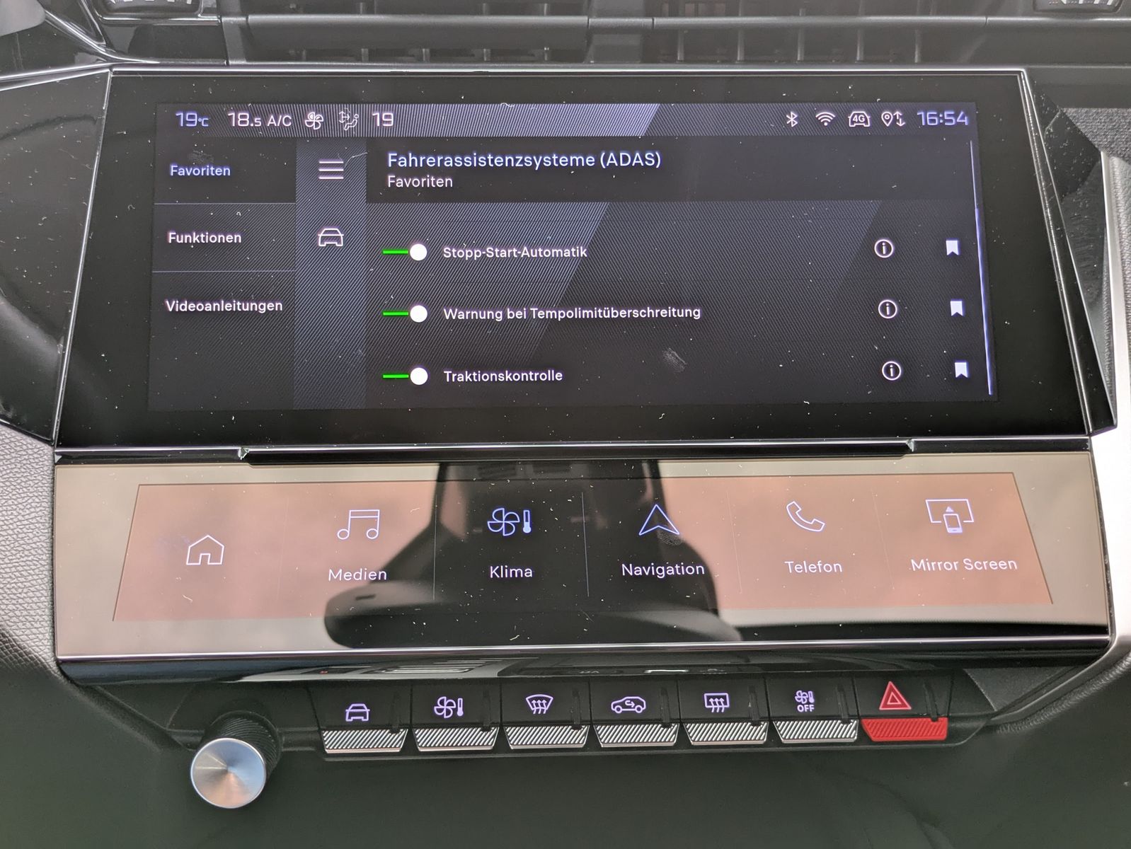 Fahrzeugabbildung Peugeot 308 Allure 1.2 AHK*360°KAMERA*ACC*LED*GARANTIE