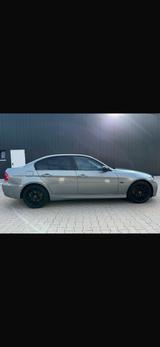 BMW 325i - - BMW 325 aus 2006: 325i