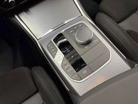 BMW 330 - Vorschau Bild 16