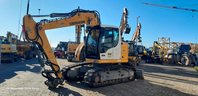 Liebherr R914 Compact 