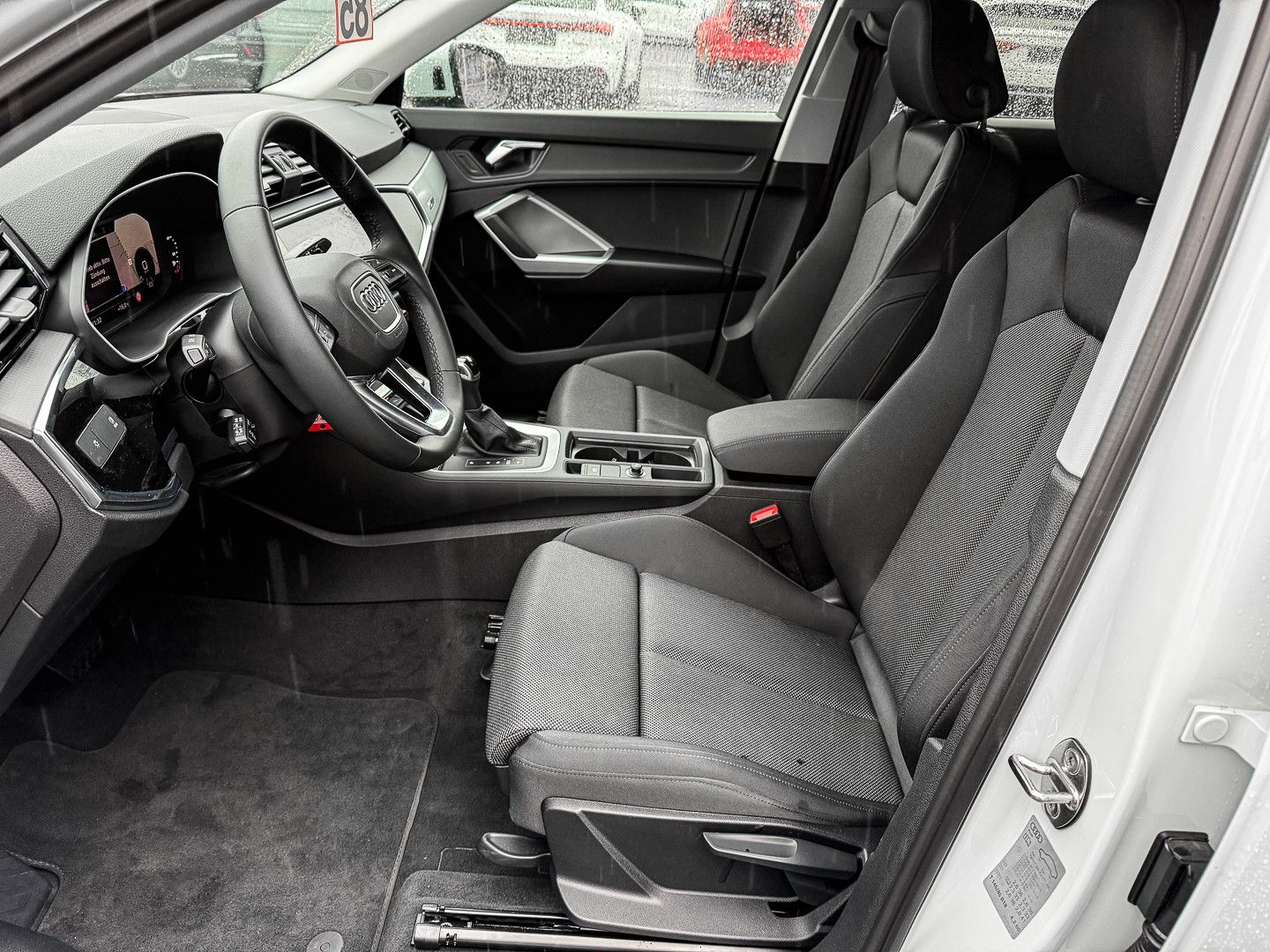 Audi Q3 Sportback 35TFSI S line Black ACC AHK Navi foto 15