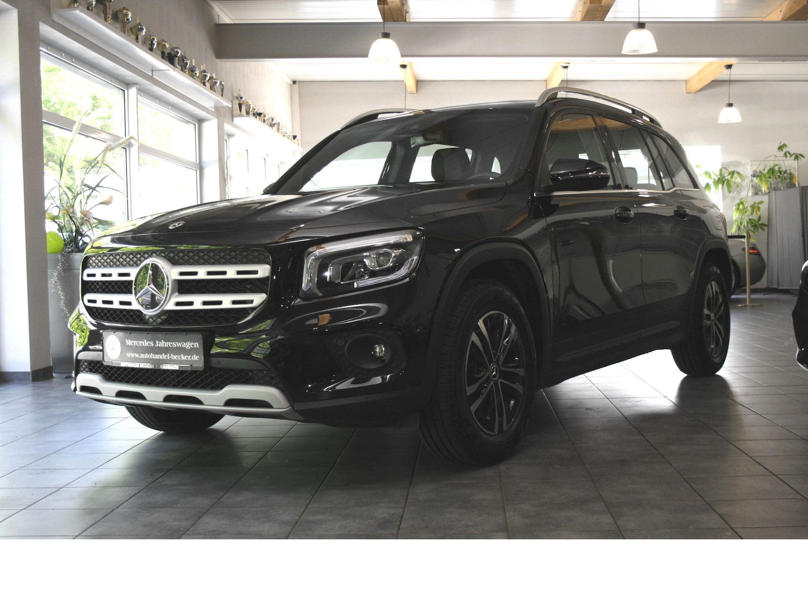 Fahrzeugabbildung Mercedes-Benz GLB 180 *MBUX *Totwinkel *Kamera+PTS *LED*